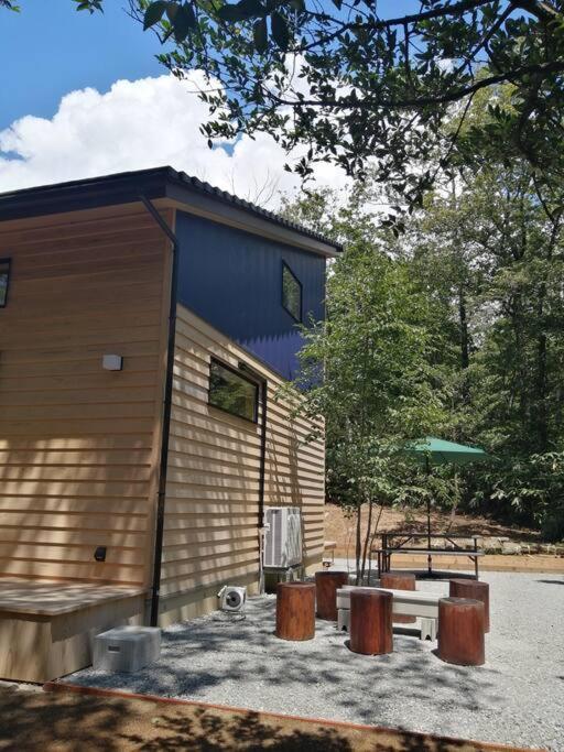 Hinoki No Ie - Cottage With Natural Hot Spring In A Cypress Bathtub Shika Exteriér fotografie